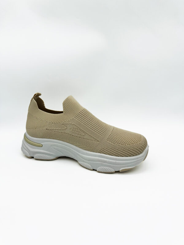 Baskets de marche respirantes kaki - femme 1