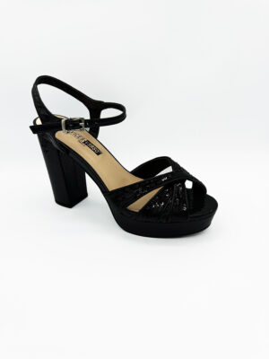 Chics sandales estivales à talon noir - femme 1